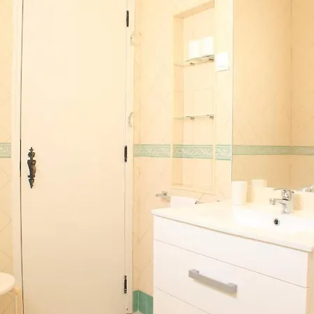 Fantastica Casa Com 4 Quartos Na Prainha * Alvor