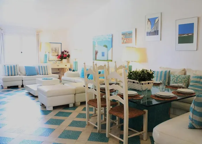 Fantastica Casa Com 4 Quartos Na Prainha אלבור